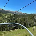 La Poule Au Pot Pieds Des Pistes Font Romeu Pyrénées 2000 Appartamento *